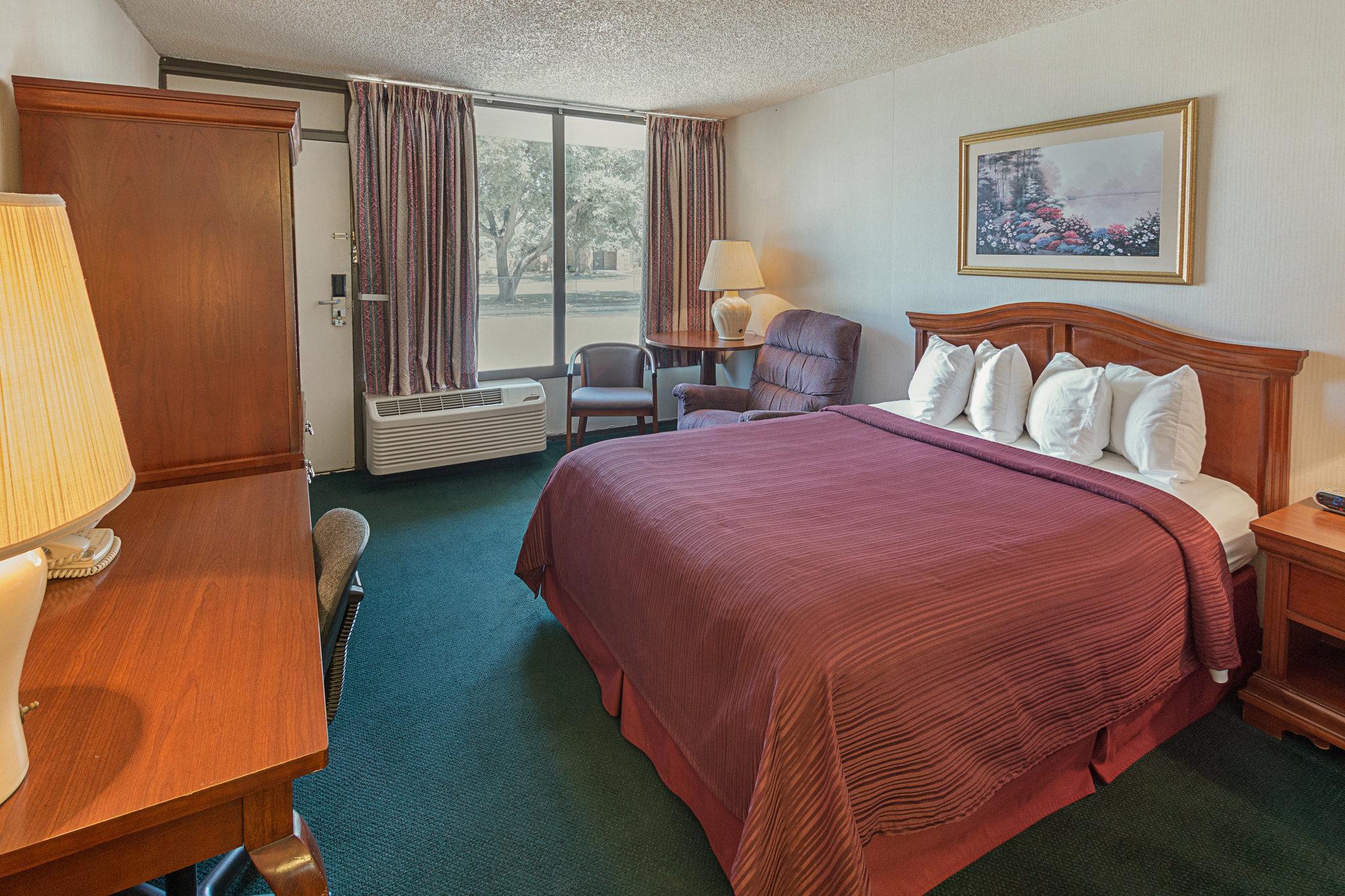Quality Inn Ennis Eksteriør bilde