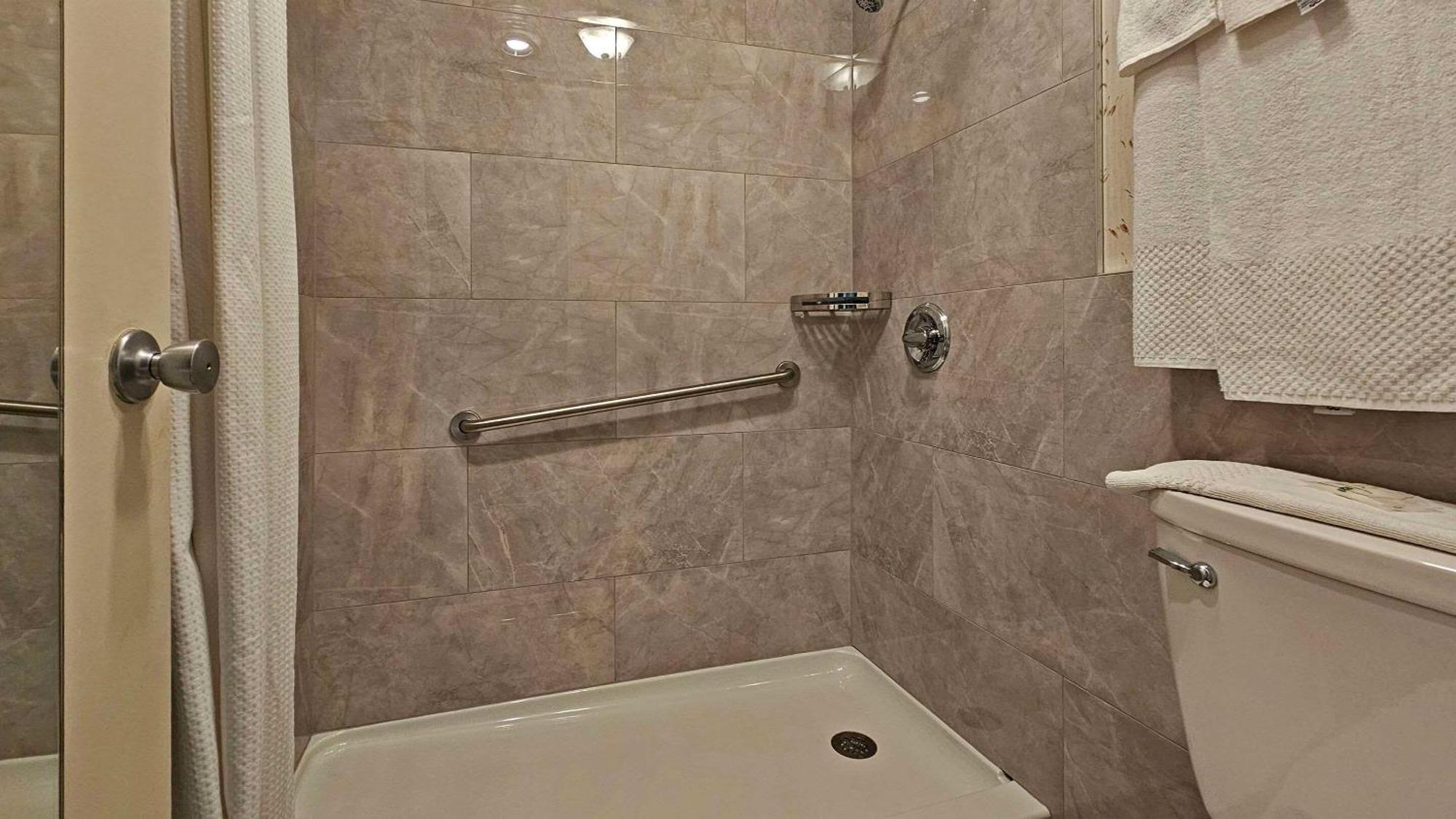 Quality Inn Ennis Eksteriør bilde